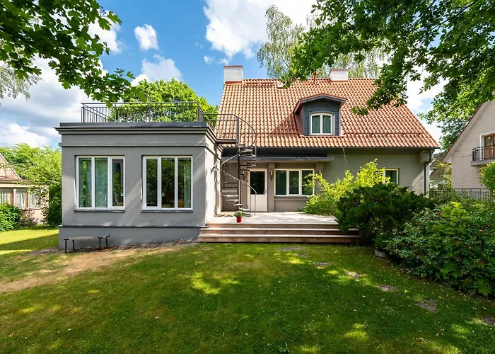 بيت ضيافة Park By Rikas *