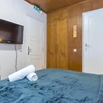 Park By Rikas Guest house