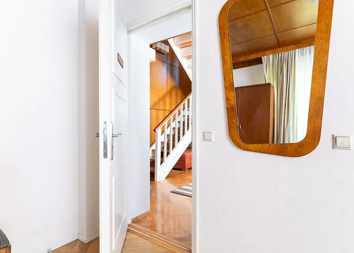 Park By Rikas 탈린