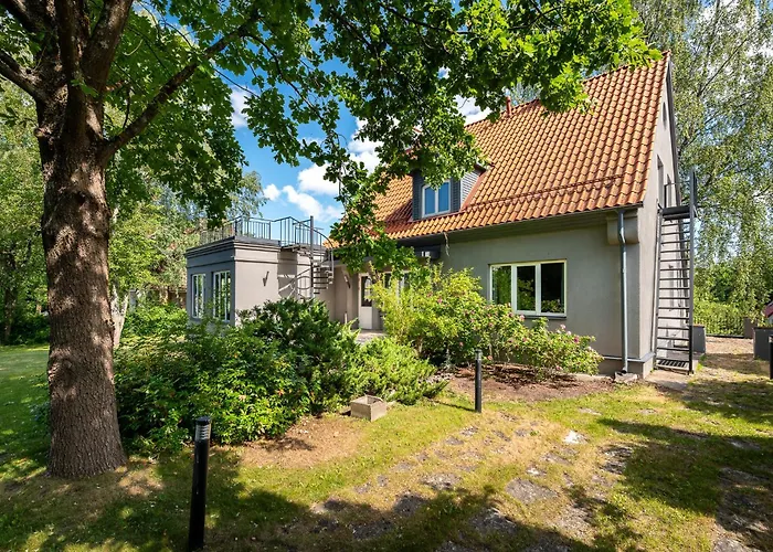 Casa de hóspedes Park By Rikas Talin